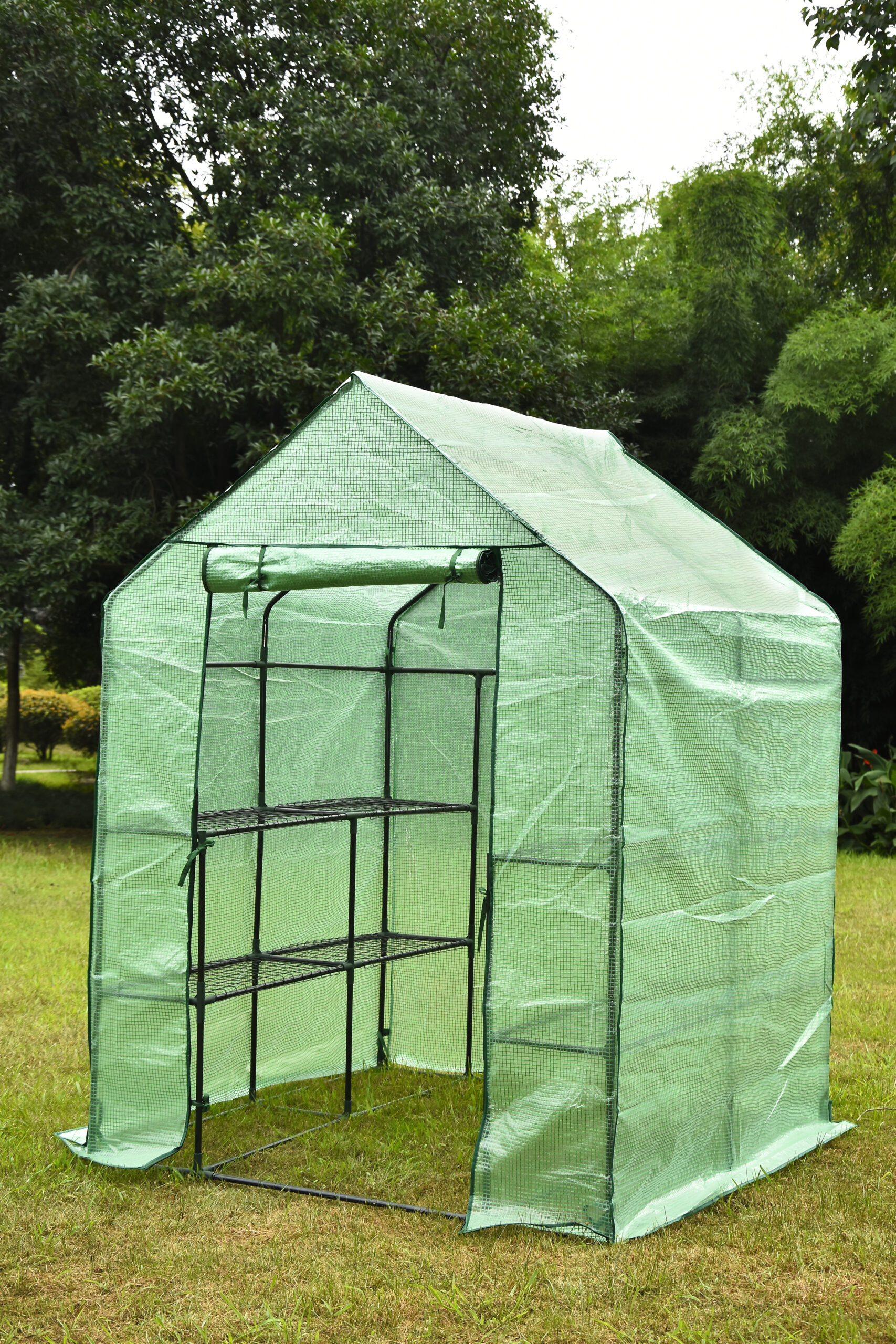 Walk-in greenhouse angle